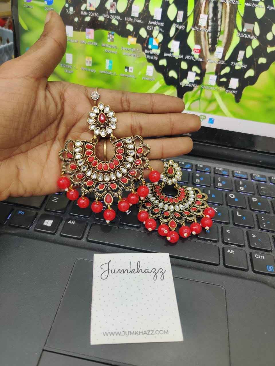 Partwear stud JST562