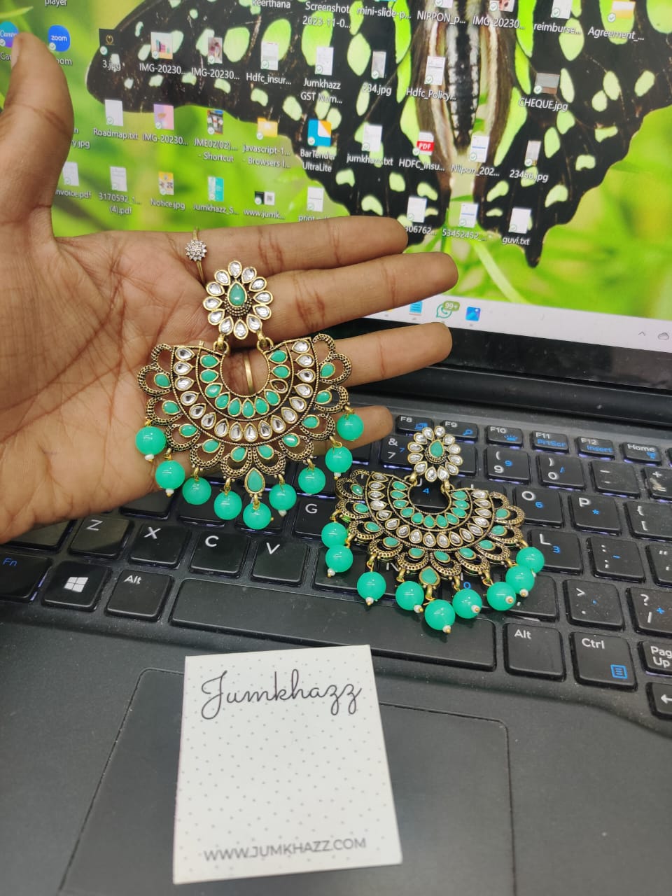 Partwear stud JST562