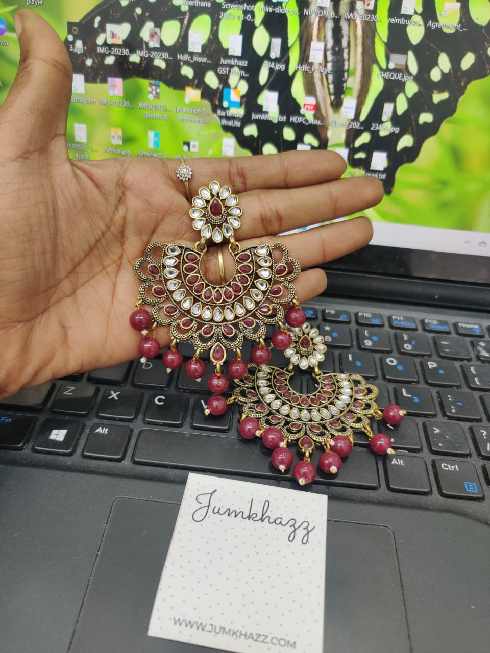 Partwear stud JST562
