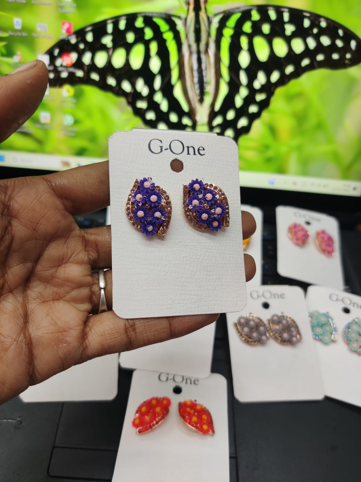 RoseStud JST625