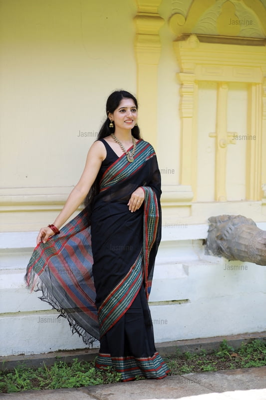 Hrida - हृदा ( Authentic Narayanpet cotton sarees )
