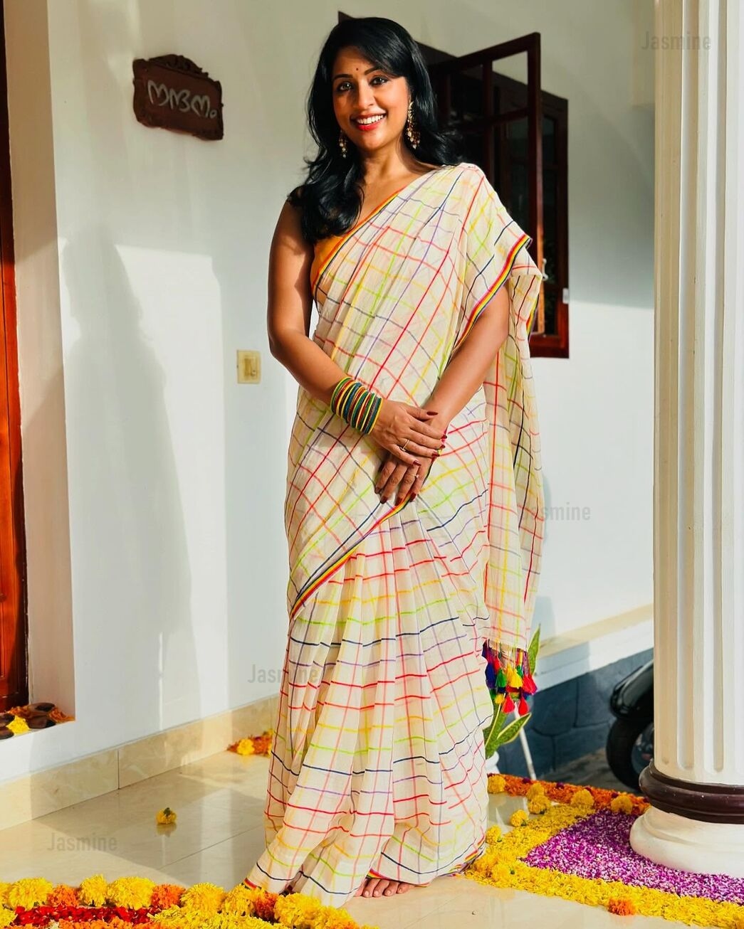 Zinia - जिनिया ( Mul cotton sarees )