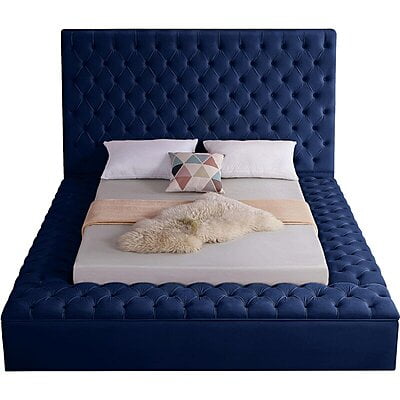 King size bed King size bed