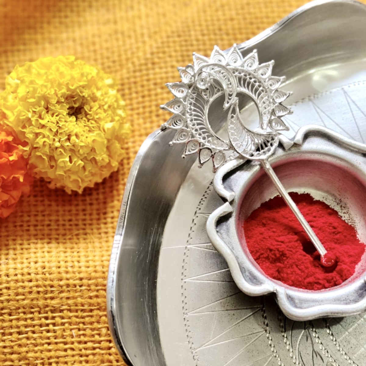 EXQUISITE FILIGREE TILAK STICK EXQUISITE FILIGREE TILAK STICK