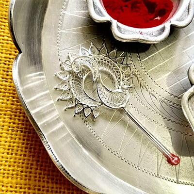 EXQUISITE FILIGREE TILAK STICK EXQUISITE FILIGREE TILAK STICK