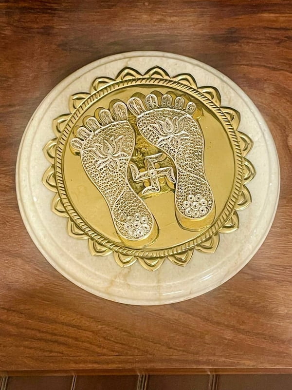 Divine Silver Filigree Laxmi Charan Paduka | Silver Gifting Item Divine Silver Filigree Laxmi Charan Paduka | Silver Gifting Item