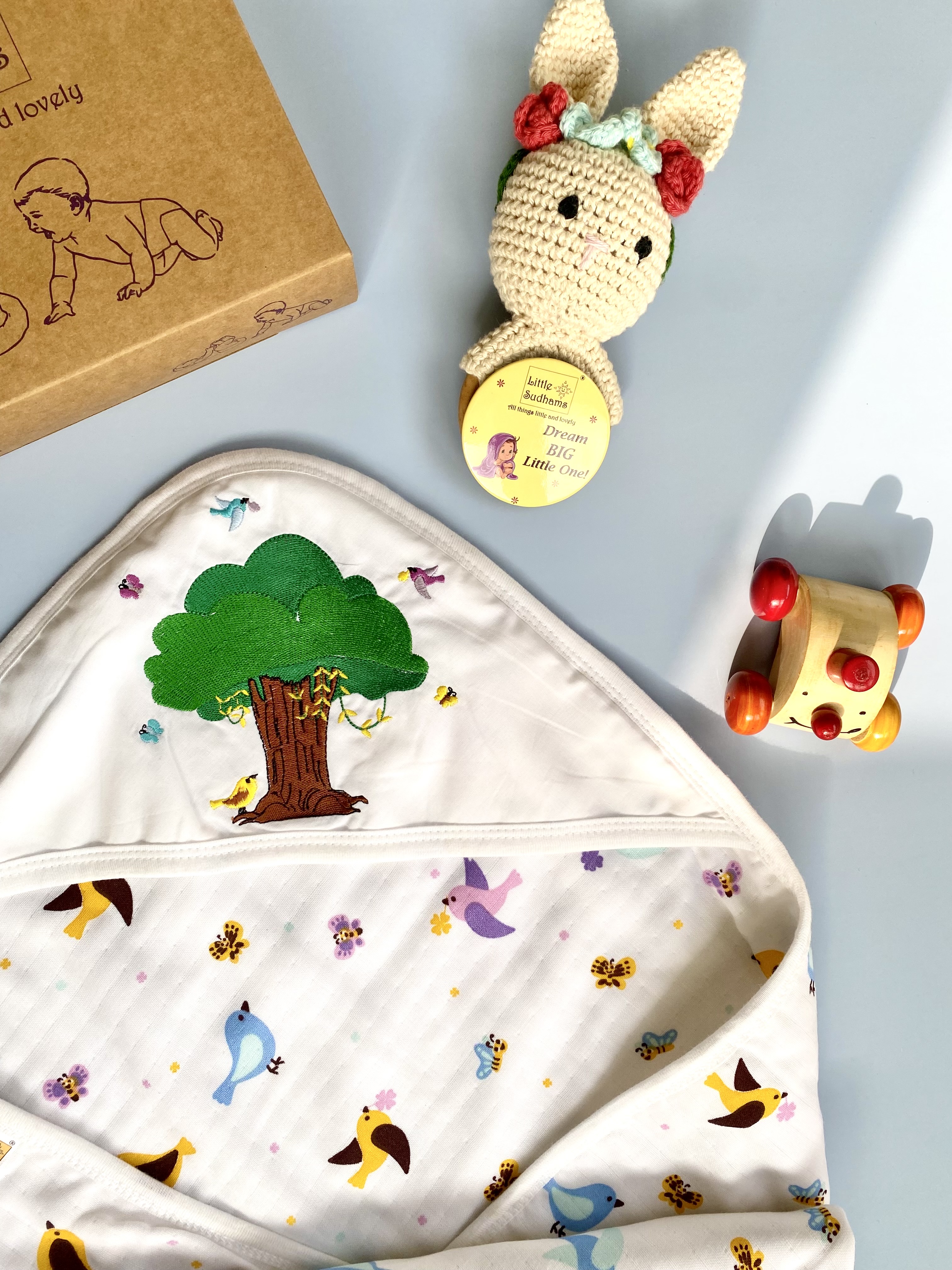 Muslin Cotton New-Born Baby Gift Set