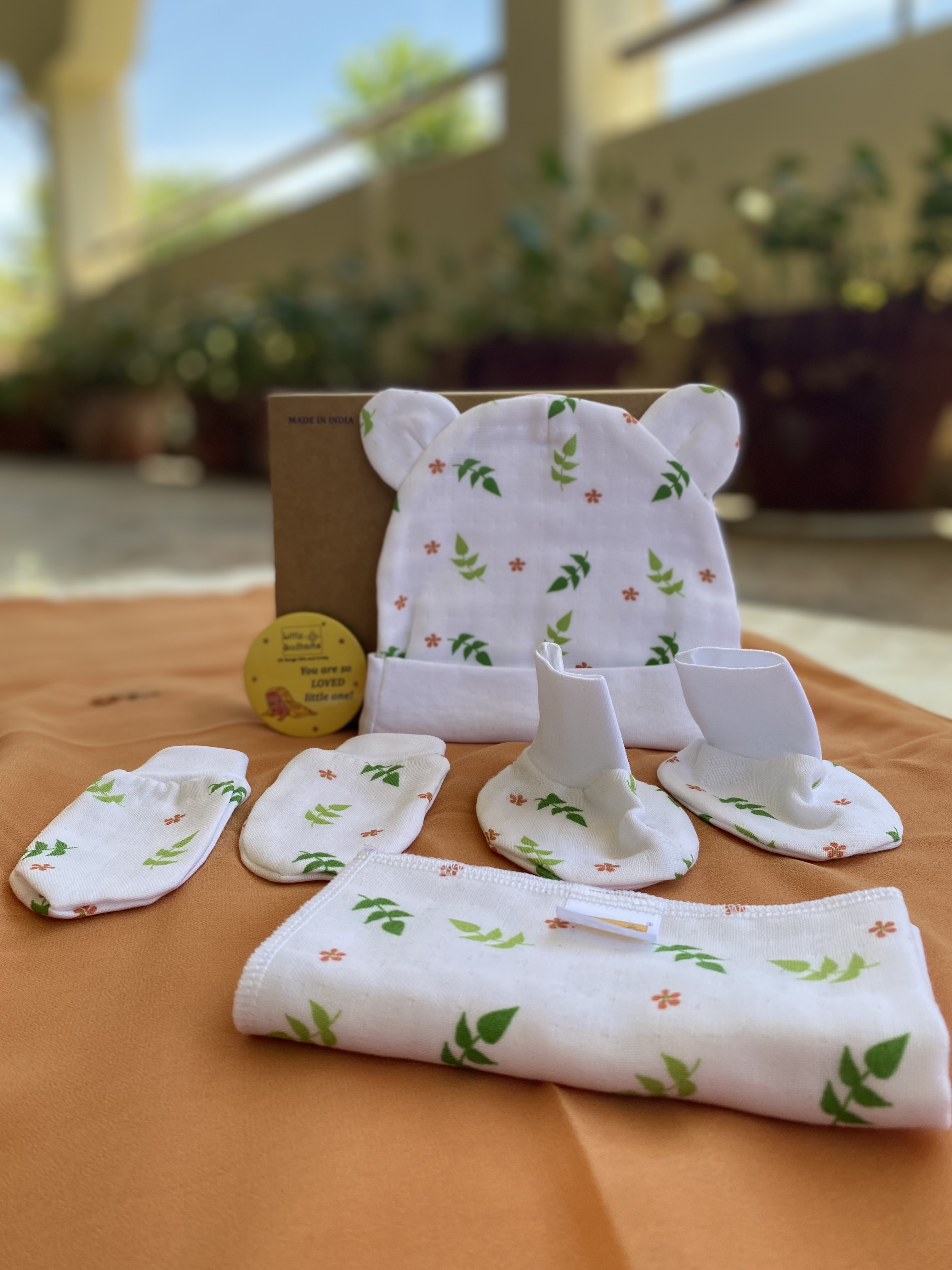Muslin Cotton New-Born Baby Gift Set
