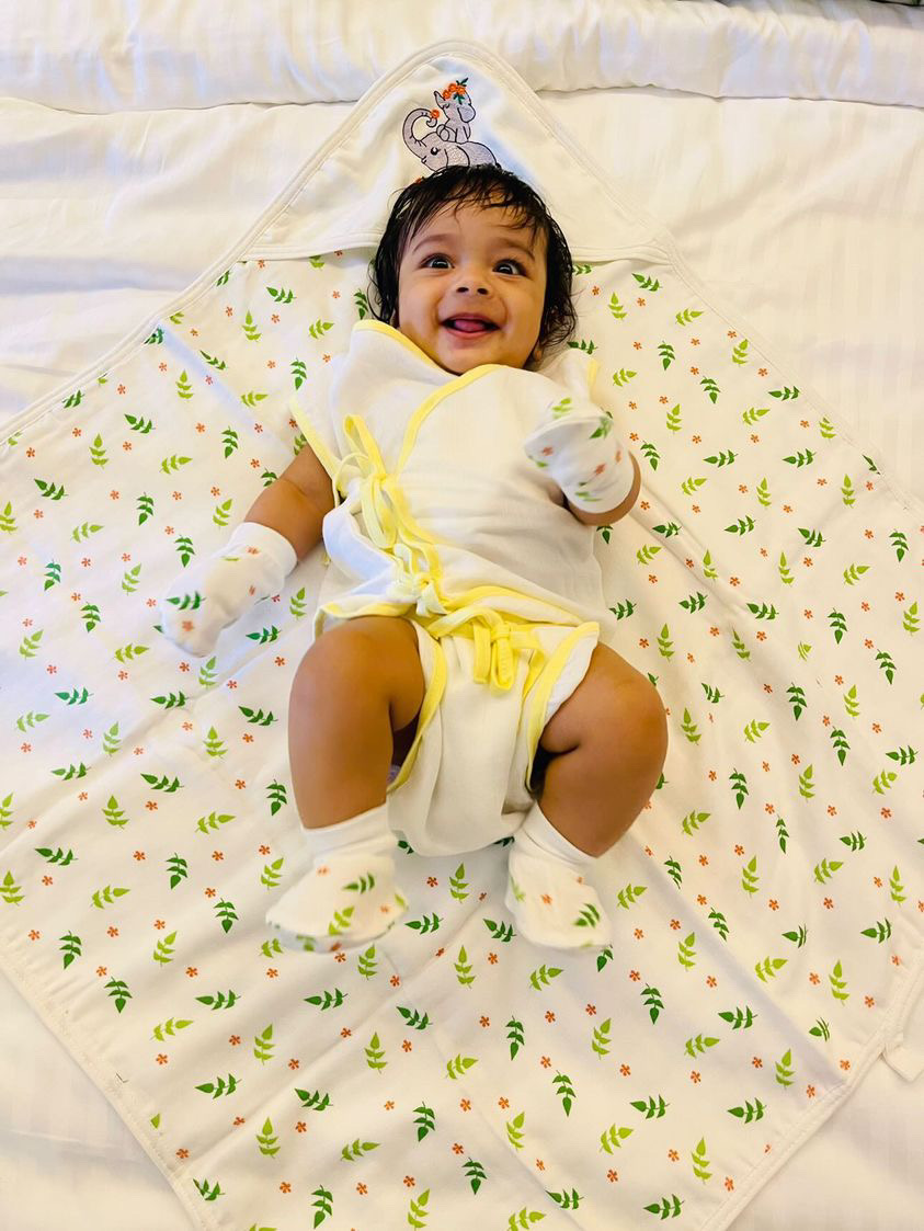 Muslin Cotton New-Born Baby Gift Set