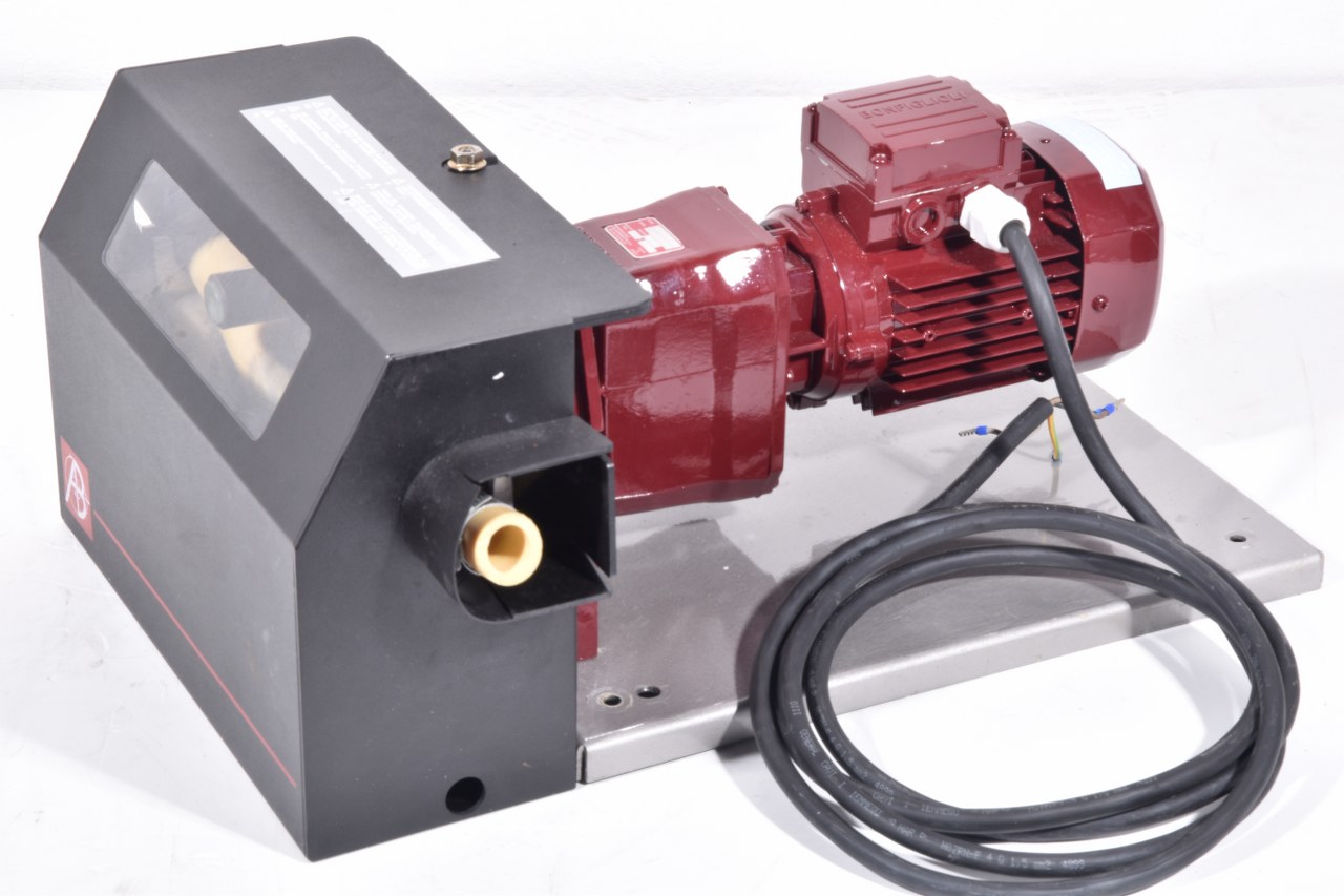 BONFIGLIOLI C 112 F S05, engine + Deselco pump DAB48540 BONFIGLIOLI C 112 F S05, engine + Deselco pump DAB48540