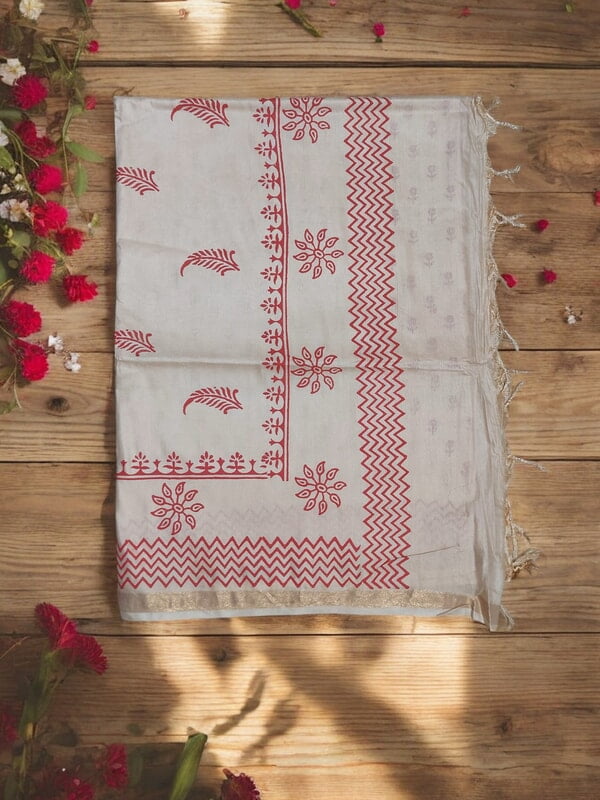 Lal Paar Durga Puja Bengali Katan Silk Saree for Women