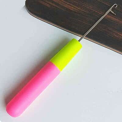 Latch hook