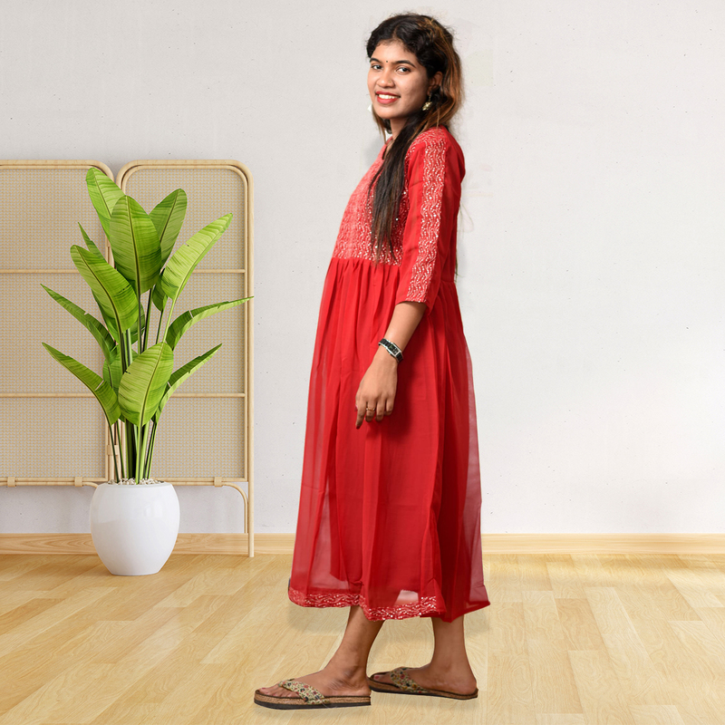 Laya Fox Red