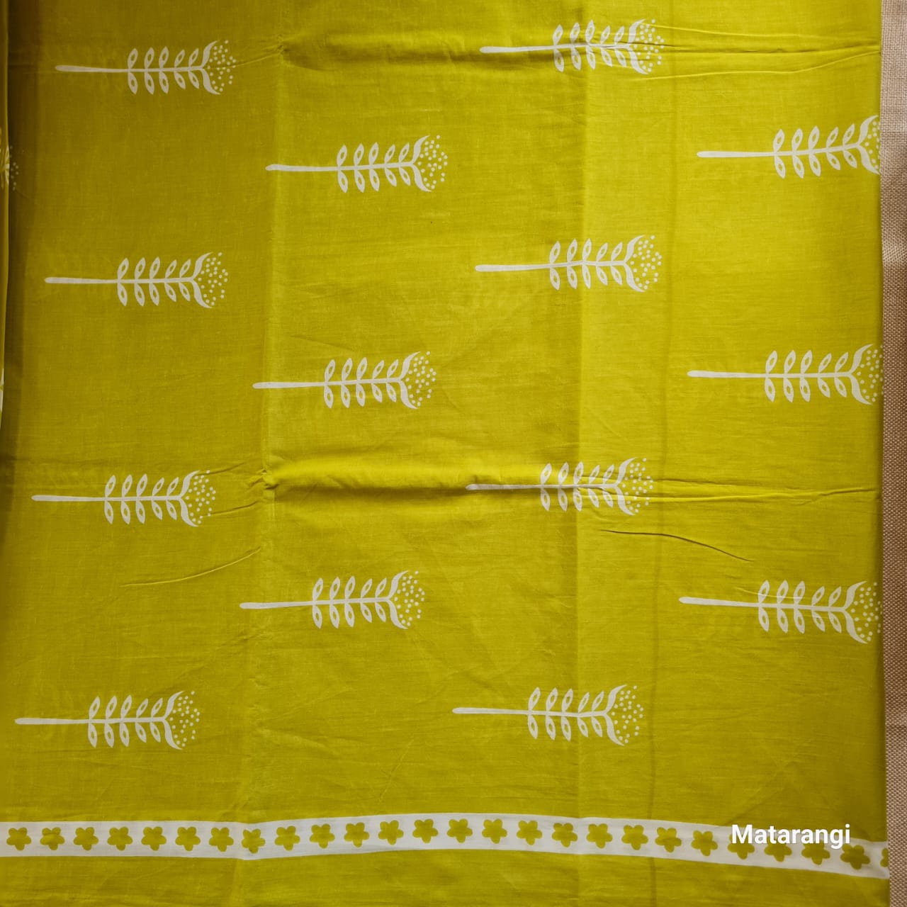 Parrot Green Block Printed MulMul Cotton Saree Parrot Green Block Printed MulMul Cotton Saree