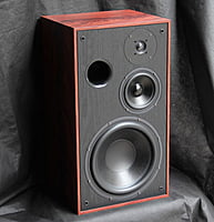 Sound King SK10E Power Speaker With 10" Woofer 30-220 Watts 4oHMS Single Unit(Amplifier Needed) Sound King SK10E Power Speaker With 10" Woofer 30-220 Watts 4oHMS Single Unit(Amplifier Needed)