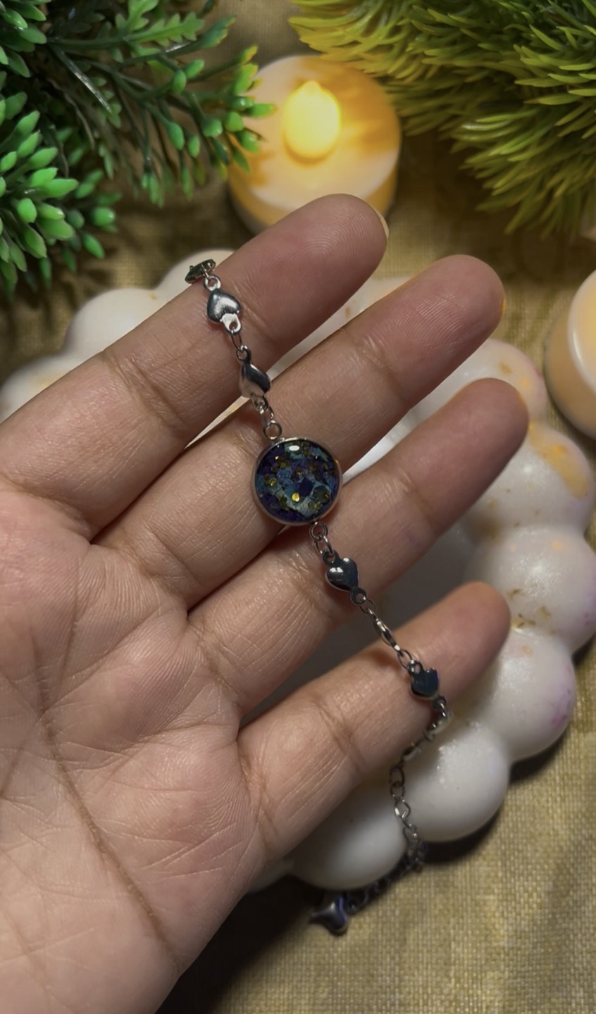 Blue Orchid Preserved Stainless Steel Bracelet Blue Orchid Preserved Stainless Steel Bracelet