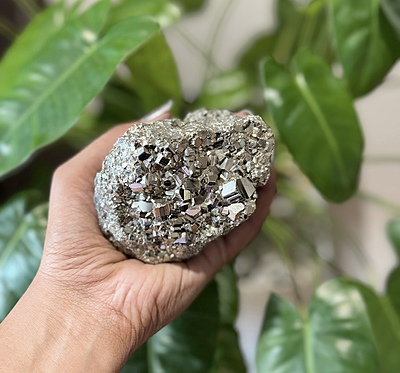 Pyrite Crystal Geodes (Peru) Pyrite Crystal Geodes (Peru)