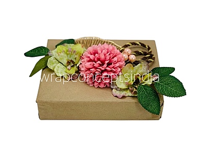 Flamingo Carnation Ginkgo Ready Bunch Flamingo Carnation Ginkgo Ready Bunch