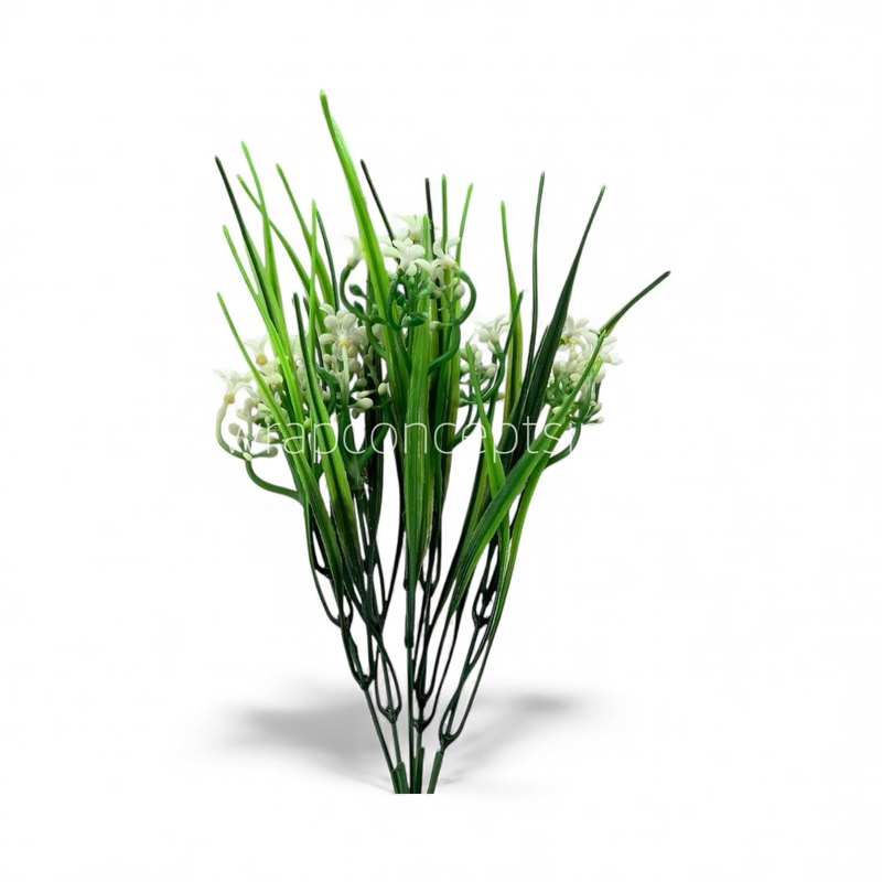 Long Leaves Bunch with White Flowers Long Leaves Bunch with White Flowers