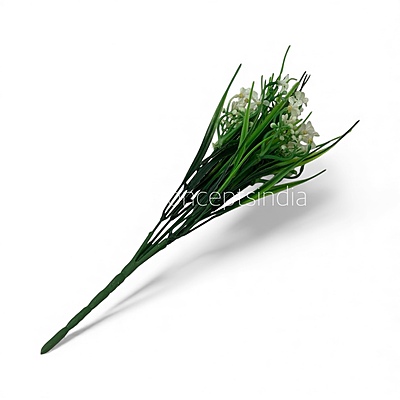 Long Leaves Bunch with White Flowers Long Leaves Bunch with White Flowers
