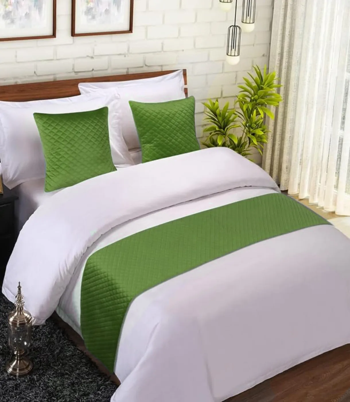 Sofrito Bed Runner Velvet Ultrasonic with Cushion Cover - Green (Classic)