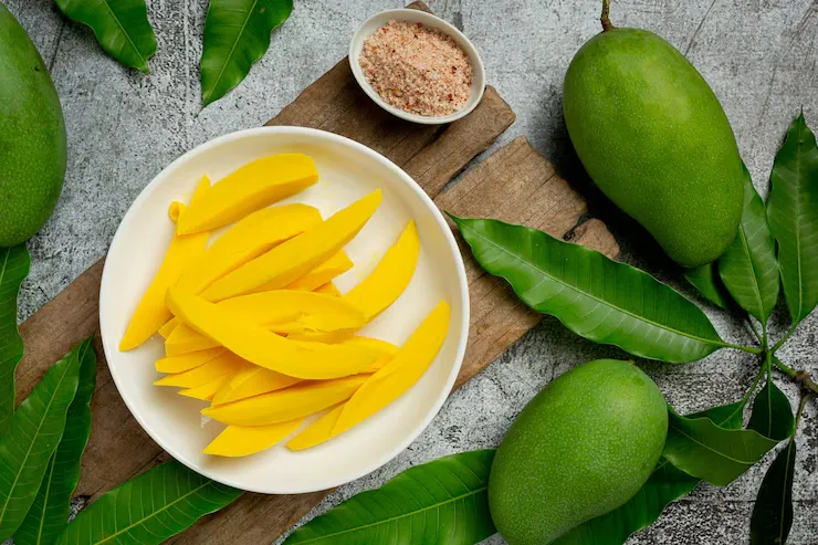 Raw mango Raw mango