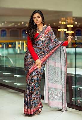 Crepe Digital Printed Saree-8 Crepe Digital Printed Saree-8