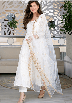 Ethnic motifs embroidered Straight shape Regular style Round neck, three-quarter regular sleeves Sequinned detail Calf length with straight hem Silk blend machine weave fabric Ethnic motifs embroidered Straight shape Regular style Round neck, three-quarter regular sleeves Sequinned detail Calf length with straight hem Silk blend machine weave fabric