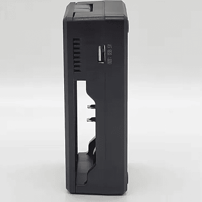 Solar Lithium Cell Battery Charger Solar Lithium Cell Battery Charger