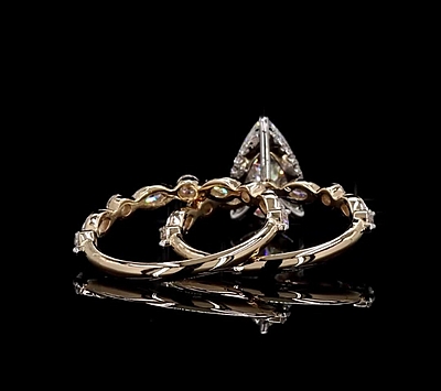 6.89 Carat Gold ring and band Combo wrinz013