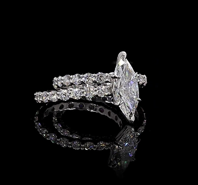 6.89 Carat Gold ring and band Combo wrinz013