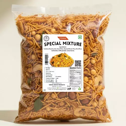 Special Savanur Mixture – Authentic Crunch with a Spicy Twist