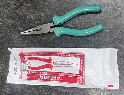 TAPARIA Long Nose Pliers Insulated Econ 205mm 2B 1420-6 TAPARIA Long Nose Pliers Insulated Econ 205mm 2B 1420-6