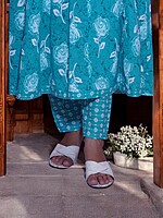 TURQUOISE FLORAL PRINT COTTON SALWAR SUIT SET - SLEEVELESS KURTA WITH MATCHING TROUSERS