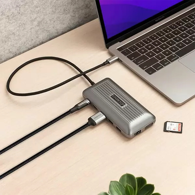 USB-C Dual 4K HDMI & VGA Docking Station USB-C Dual 4K HDMI & VGA Docking Station