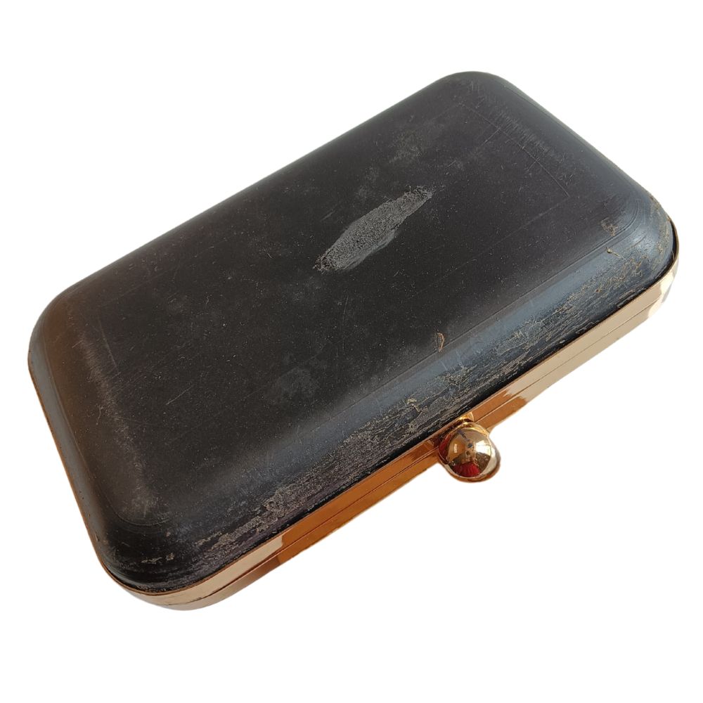 Clutch Bag Frame Modal One