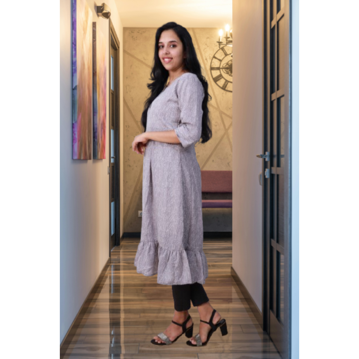 Isha snow Grey