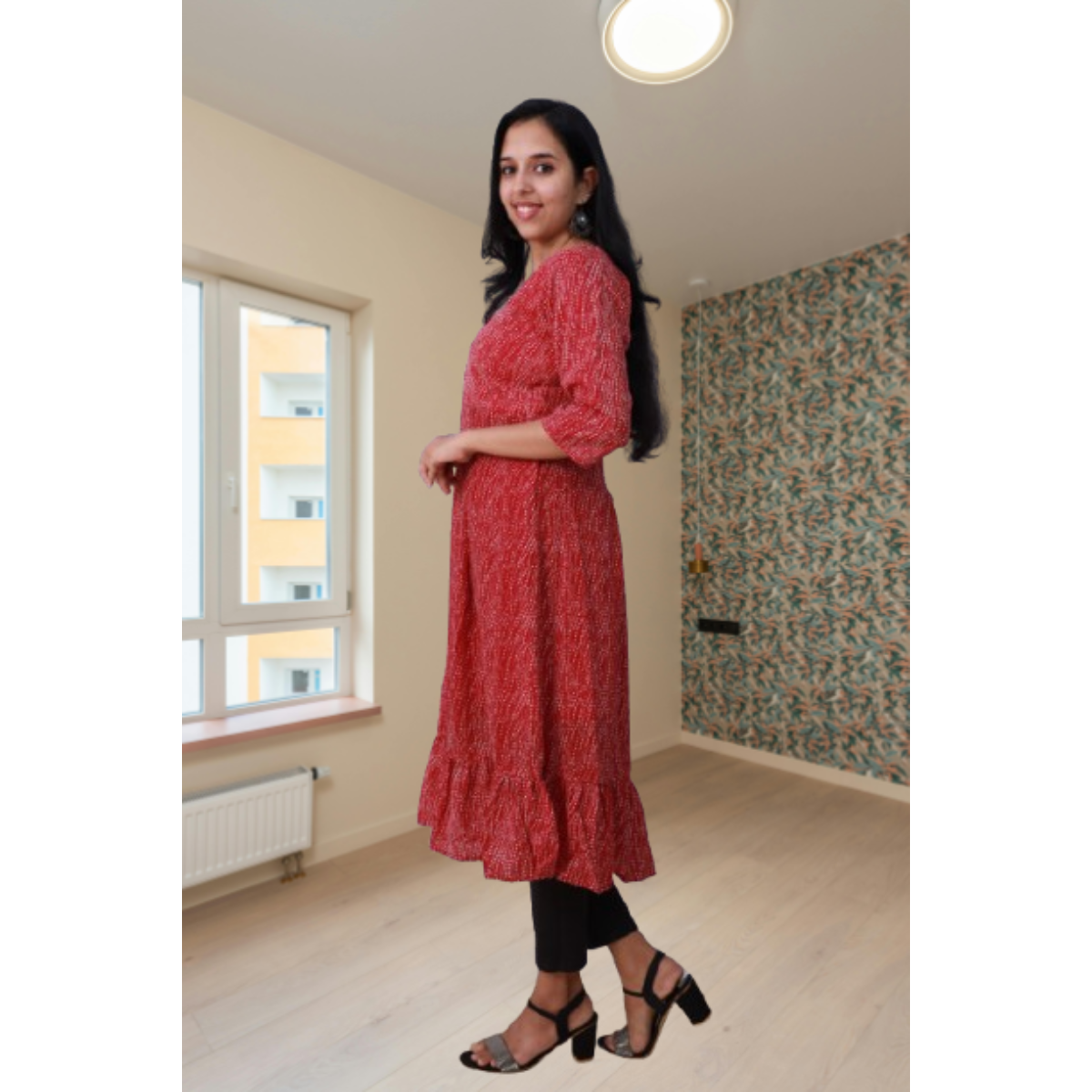 Isha Chilly red