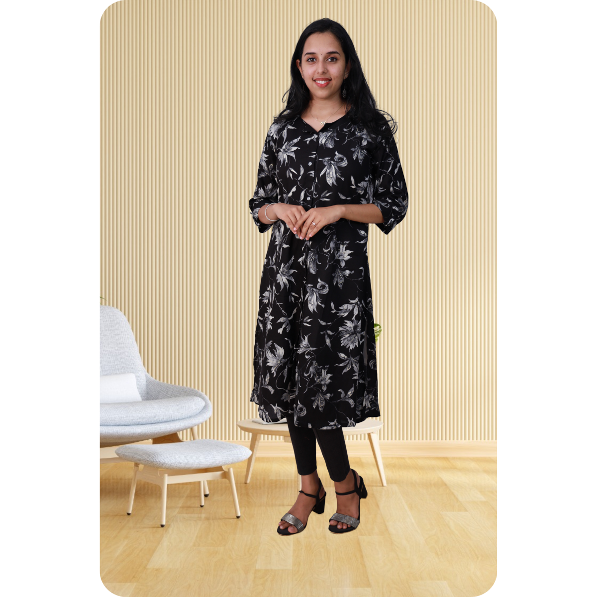 Zahari A Line top black & white