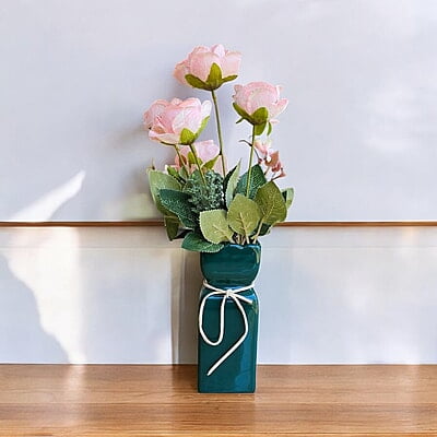 Green Ceramic Vase with Rope Detail Green Ceramic Vase with Rope Detail