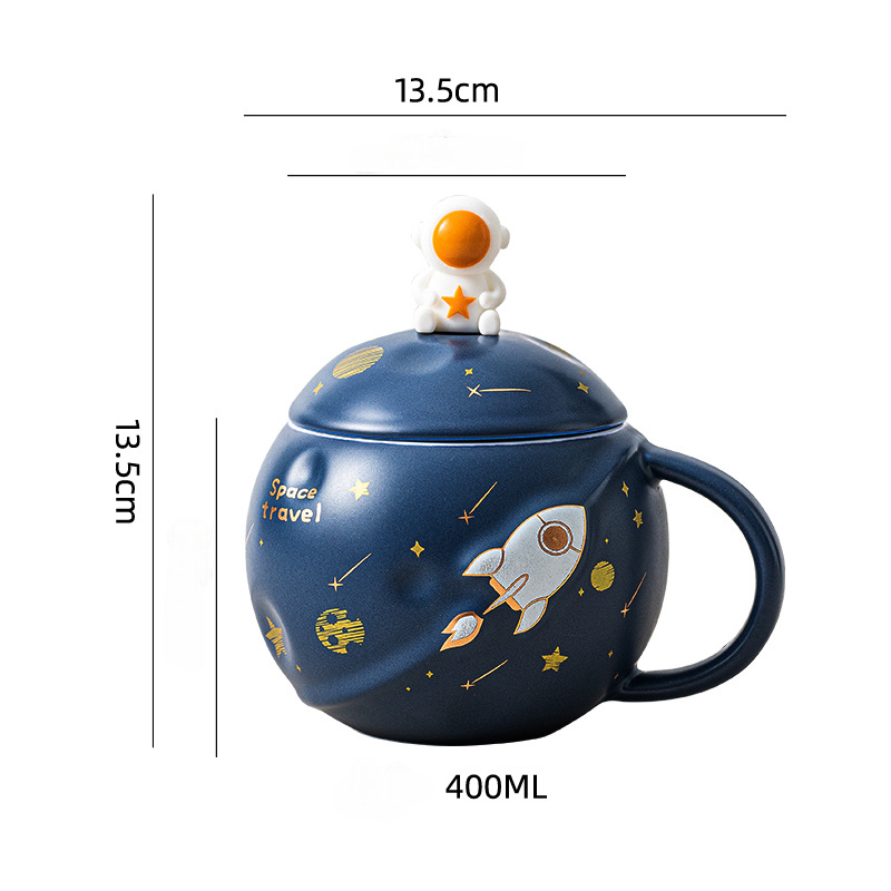 Astronaut Coffee Mug with Lid & Spoon Astronaut Coffee Mug with Lid & Spoon