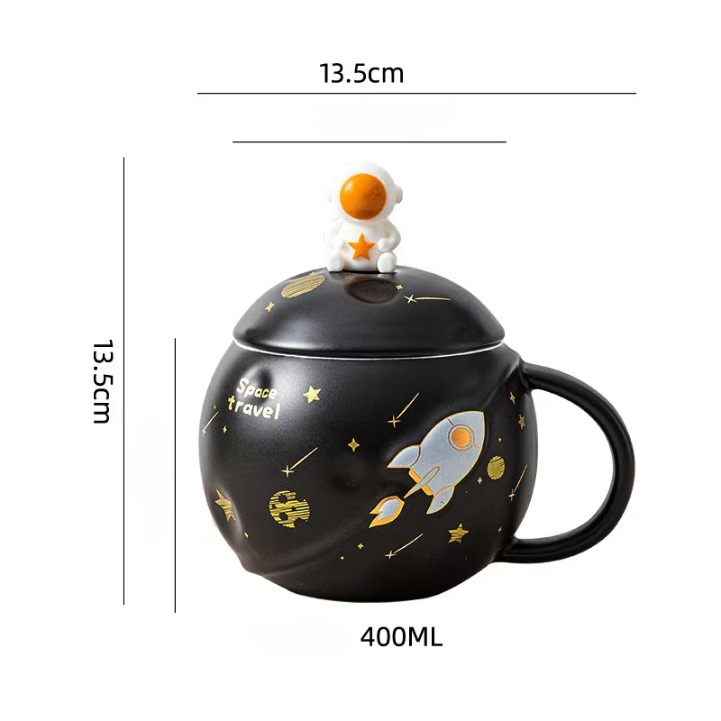 Astronaut Coffee Mug with Lid & Spoon Astronaut Coffee Mug with Lid & Spoon