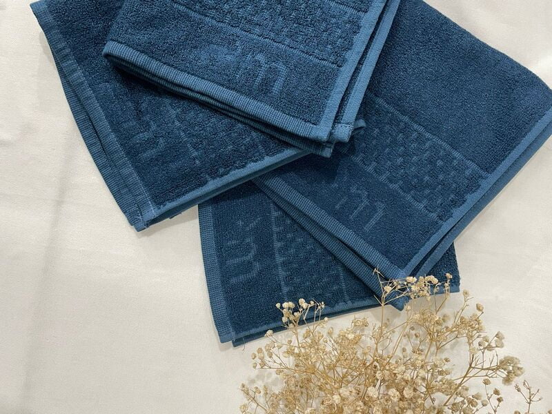Bamboo Face Towel (30 x 30 cm), Super Soft, Quick Absorbent & Anti-Bacterial (Tru blue) Bamboo Face Towel (30 x 30 cm), Super Soft, Quick Absorbent & Anti-Bacterial (Tru blue)