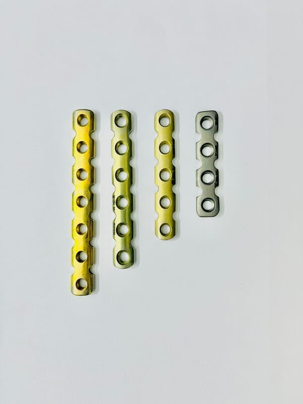 PRIMA TITANIUM LIFT RECON PLATE
