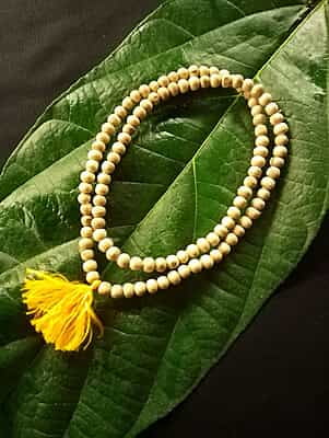 thulasi japamala 108 thulasi japamala 108
