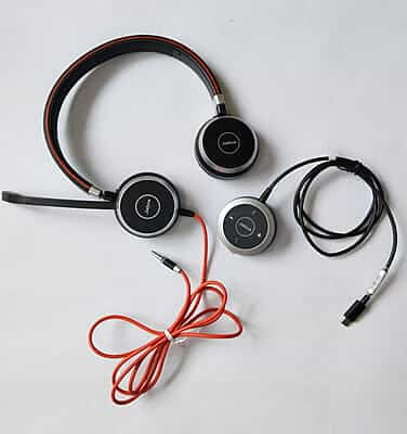 Jabra Evolve 40 Professional Wired Headset - Stereo, USB with controller