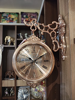 Station Clock