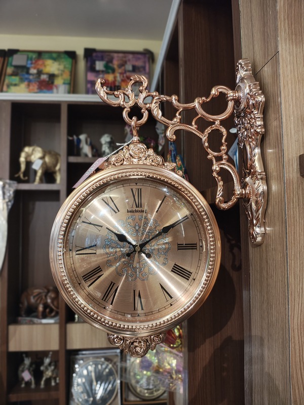 Station Clock