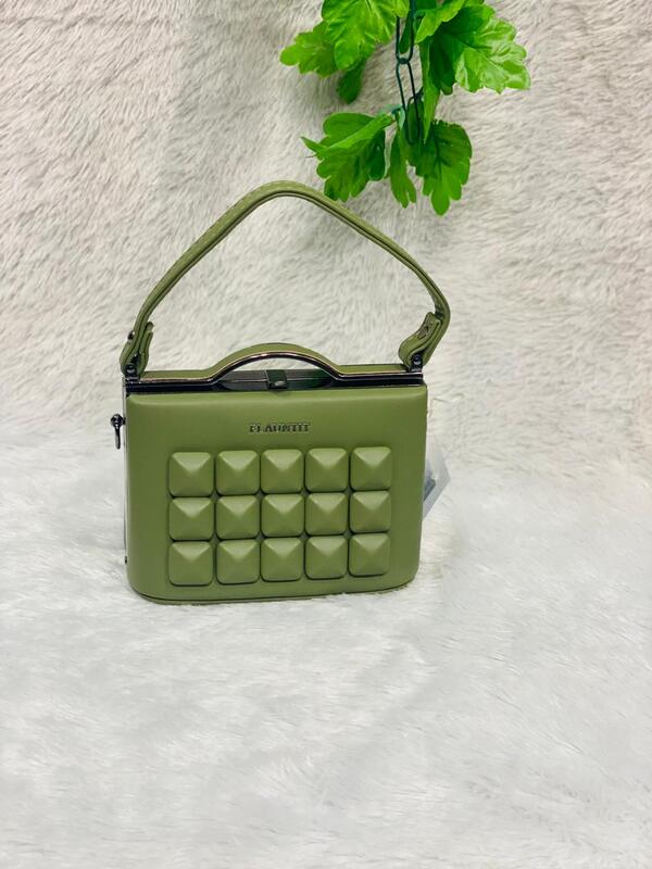 MLBH- BAG26