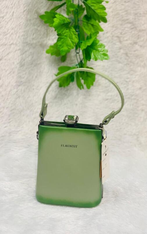 MLBH- BAG32